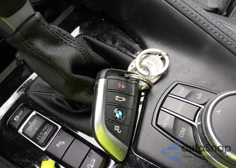 2018 BMW X2 xDrive28I z USA, uszkodzony, nr VIN WBXYJ5C38JEF71054